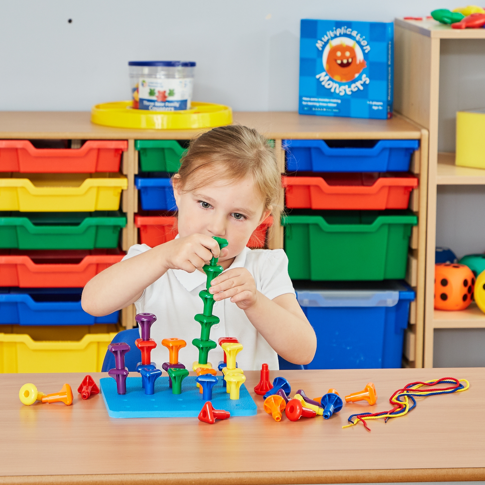 Giant Geo Pegs and Board Set